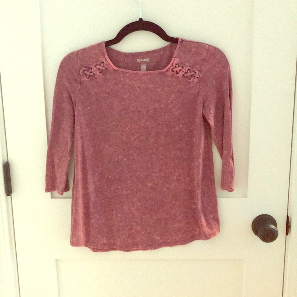 burgundy Mudd quarter sleeve shirt